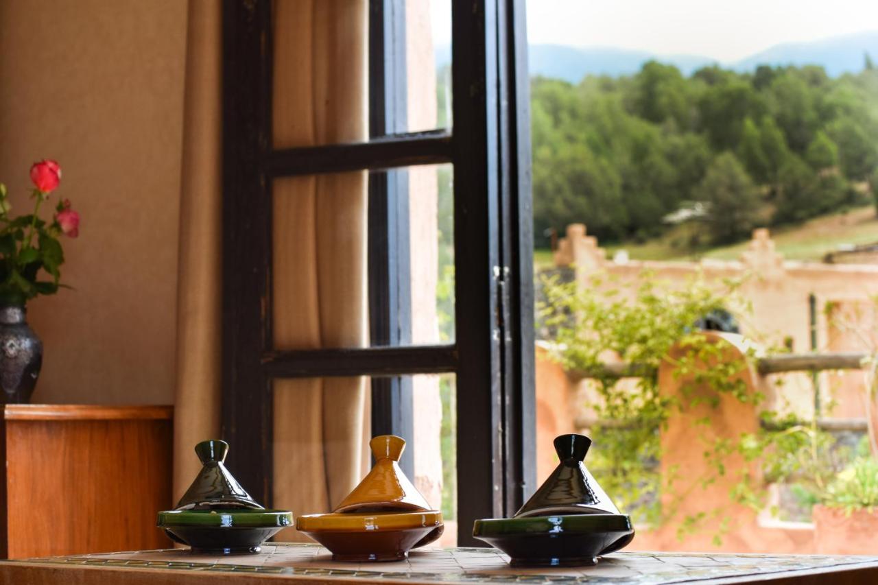 Tizi N'Ouirgane Hotel Bagian luar foto